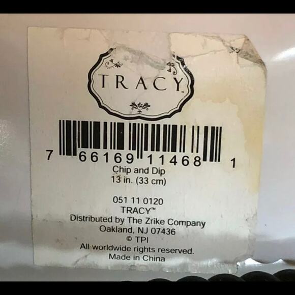 TRACY 13” Melamine Christmas Snowman Chip & Dip Server - Picture 7 of 8